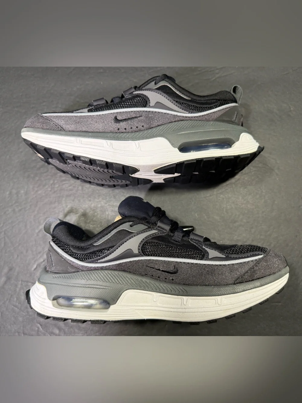 Nike Air Max Bliss Women’s Black Gray Sneakers Shoe Size- 6.5